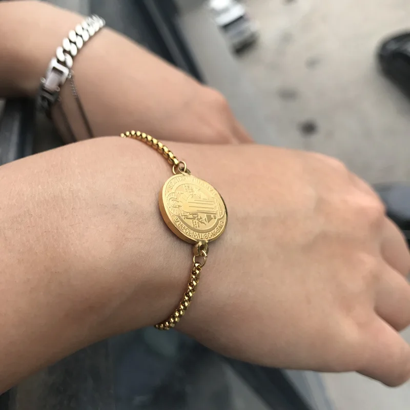 

Men Bracelet Stainless Steel Gold Color Chain Catholic Exorcist St. Benedict Father Male Jewelry Engrave Bracelets Hip Hop MA035