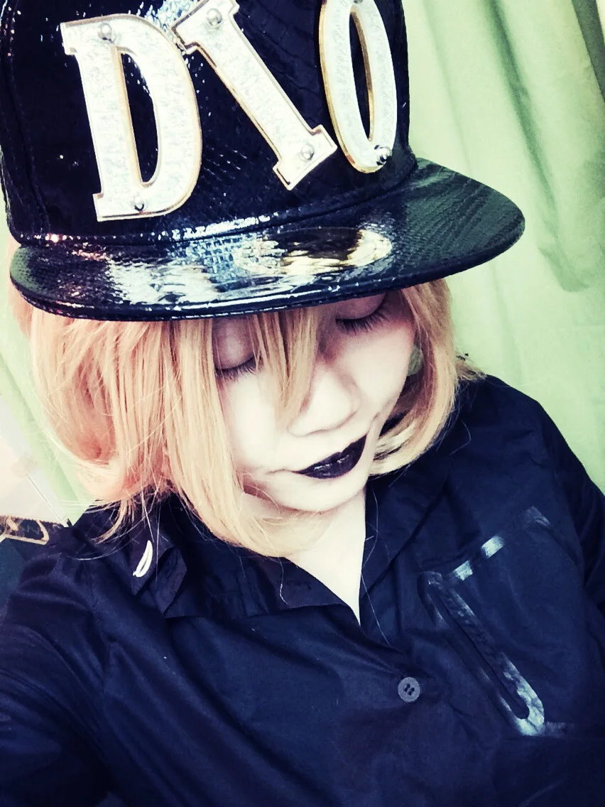 

Anime JoJo's Bizarre Adventure Johnny Joestar DIO Diego Brando Black Baseball Cap Snapback Hip Hop Hat Cosplay Prop Gift