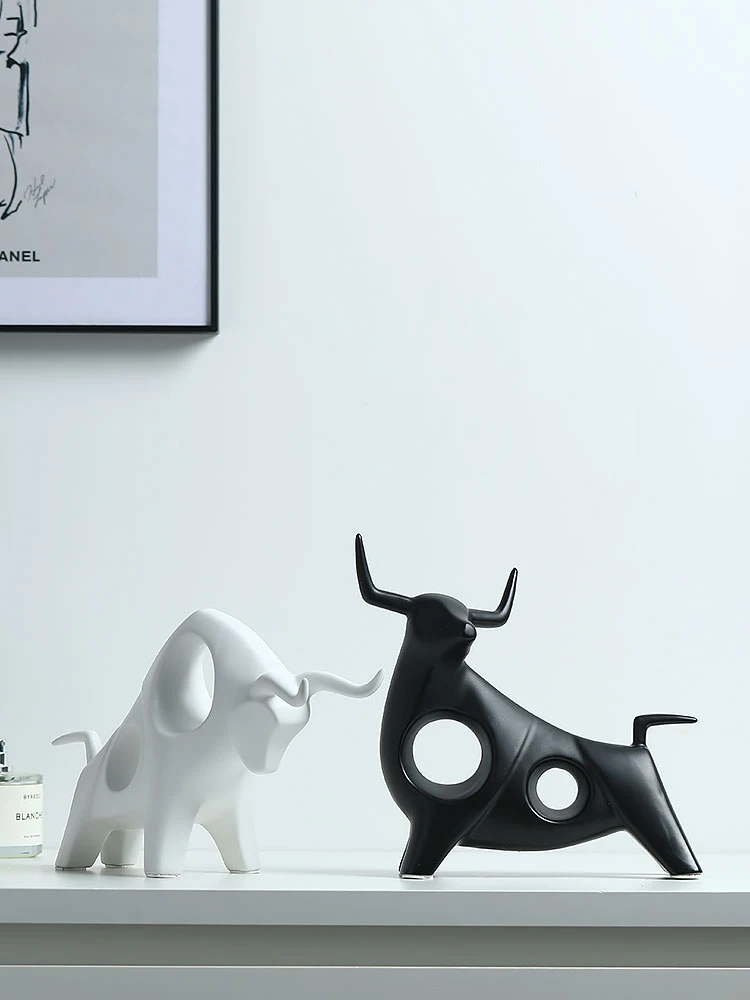 Ceramic Black And White Cow Figurines Creative Abstraction Home Office Decoration Handicraft