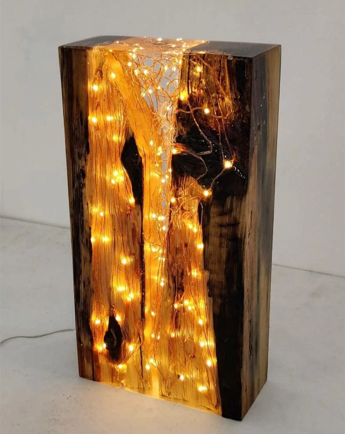 Uganda garra primero Lámpara de mesa de resina epoxi. Lámpara de resina hecha a mano, lámpara de  mesa de resina, Decoración de mesa epoxi, luz nocturna única, regalo de  Navidad|Decoraciones DIY de fiestas| - AliExpress