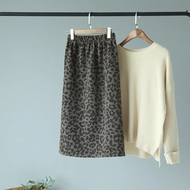 New Fashion High Waist Leopard Pattern Mid Long Back Split Wool Half-length Knitted Skirt Autumn Winter