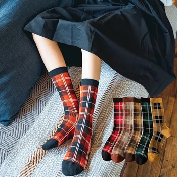

Harajuku Style Sweet Retro Plaid Mid-length Socks Cotton Women High Quality Double Needle Lolita Girls Long Socks Women Socks