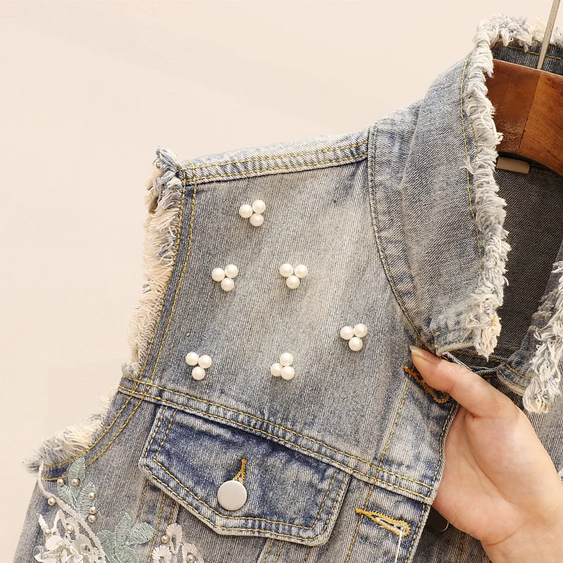 Autumn Sequins Ripped Embroidery Flower Jeans Vest Women Fashion Slim Denim Sleeveless Jacket Female Coat Waistcoat Mujer
