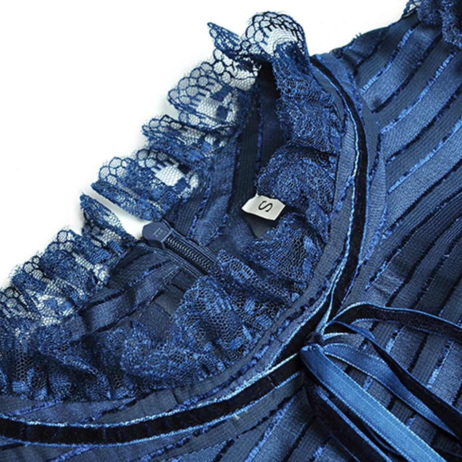Fashion Stand-Up Collar Long-Sleeved Lace Ruffled
