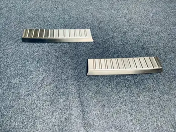 

Stainless Steel Rear Bumper Foot Plate Cover Trunk Sill Guard for Toyota Raize 2019 2020 2021 A200