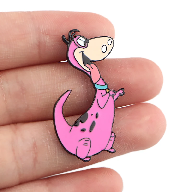 K905 Flintstones, Мультяшные булавки, металлические эмалированные булавки и броши для женщин и мужчин, нагрудные булавки, рюкзак, сумки, значок, воротник, ювелирное изделие, 1 шт