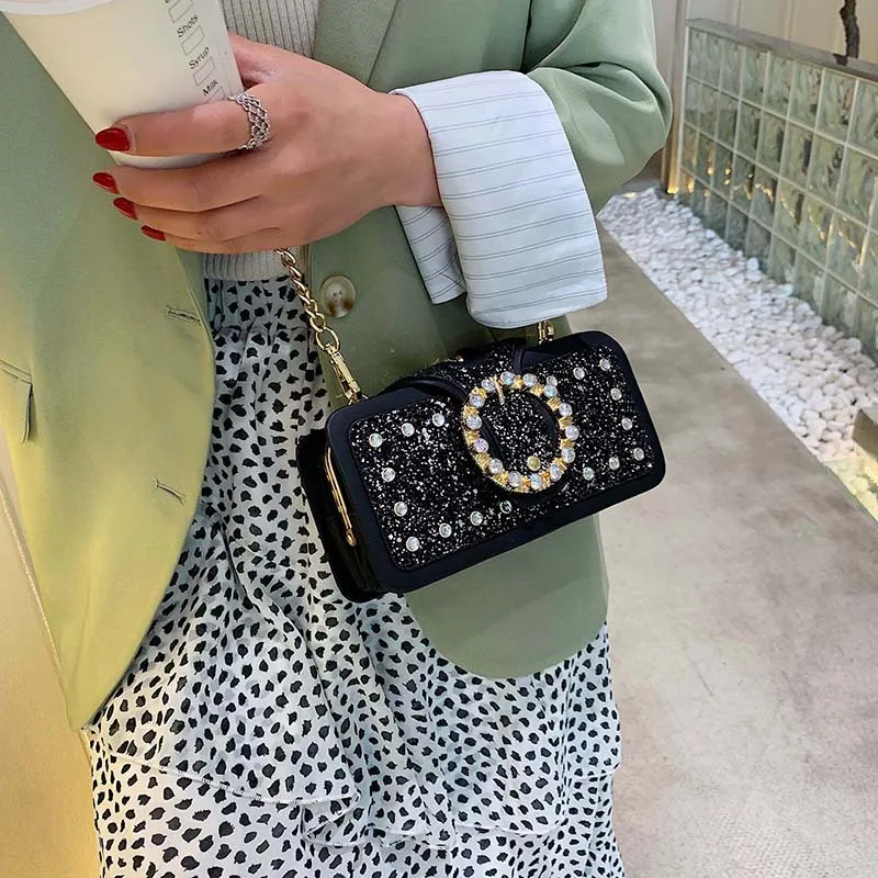 

Summer on the new woman 2019 new Chaohan version of the hundred lap oblique satchel girl chain sequins single shoulder bag