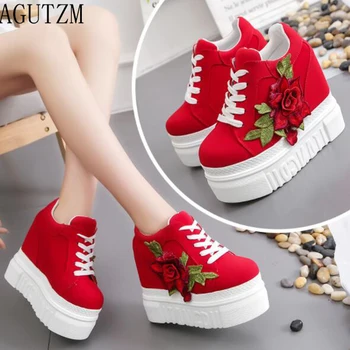 

Ladies classy platform sneaker with big flower british style women red pointed sneaker high quality girl fashion canvas shoes V7
