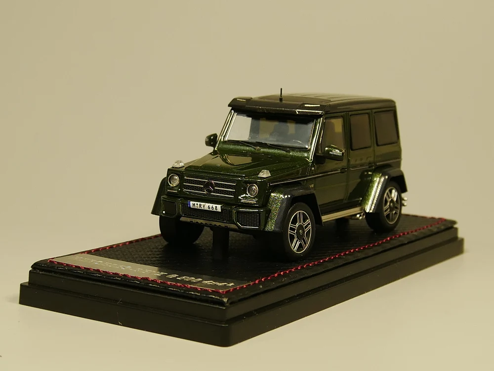 Mercedes-Benz G500 4X4 1:43 scale Diecast model car