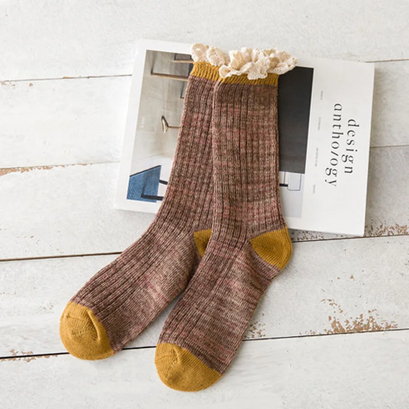 

Lace Socks Color-matching Thick Knitting Socks Retro Celebrity Style Lady Middle Tube Socks Japanese Warm Comfortable Socks