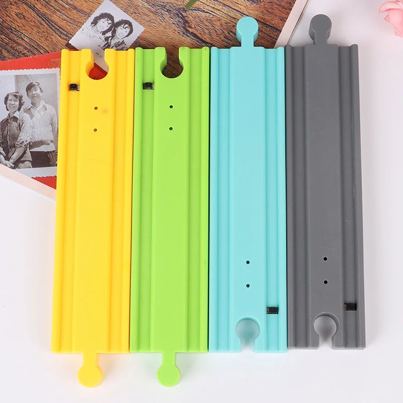 xylophone train track