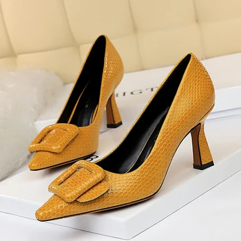 

2020 Spring New Women Classics Pumps Fashion Sexy Dress Patent Leather Wedding Shoes Thin Heels High Heels Snake Print Shoes