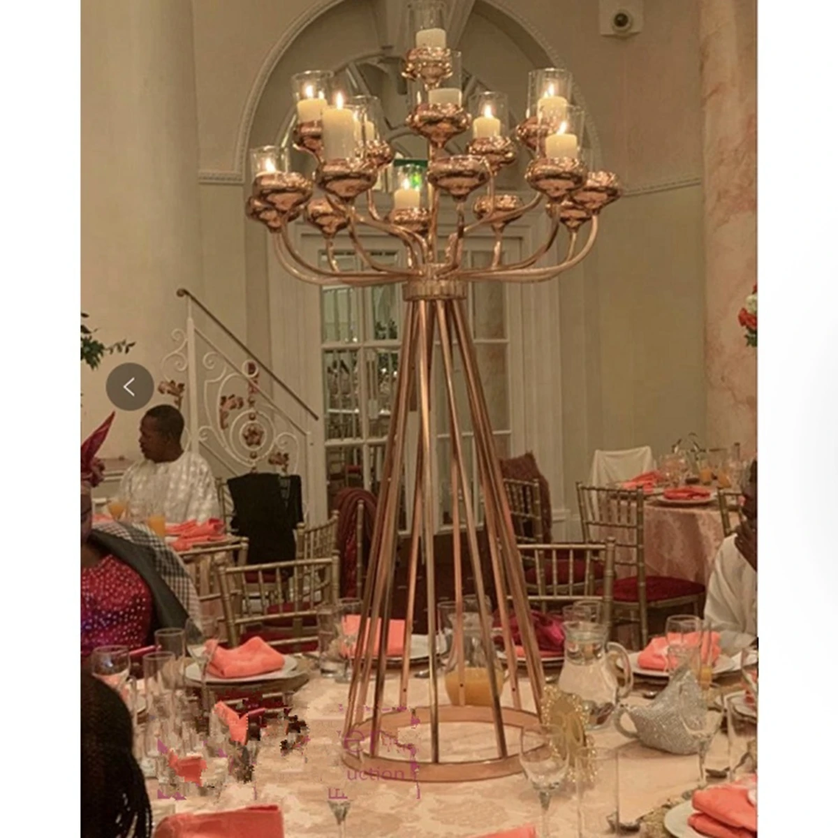 

Роскошный круглый стеклянный акриловый канделябр с 10 люверсами для свадебного стола AB0019