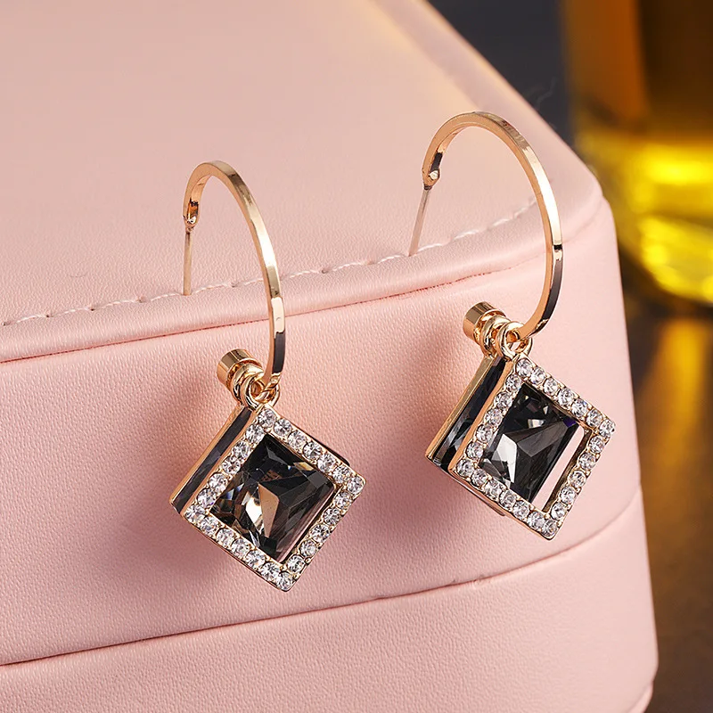 18173358919_896568517