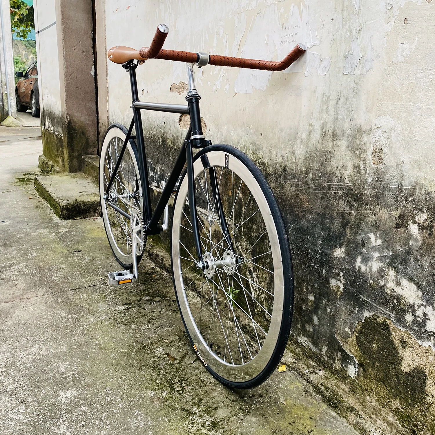 Vintage Fixie Bike Frame Sliver 700c 