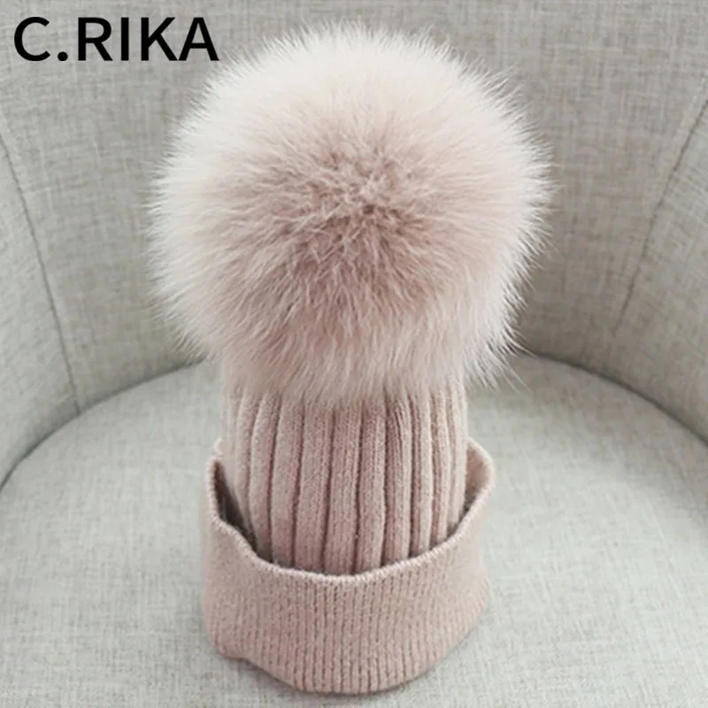 Женские шапки с помпоном из меха енота шерстяная шапка облегающая вязаные