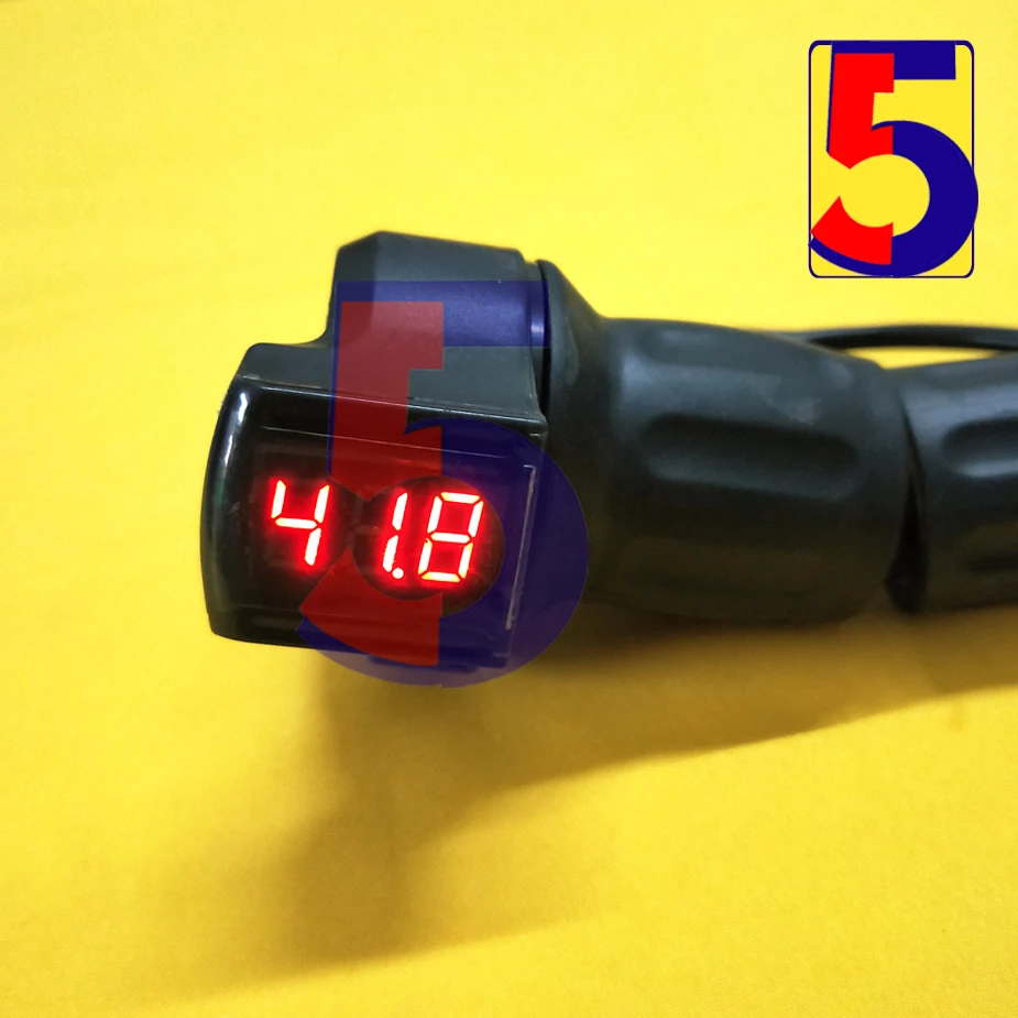 12V-99V-Ebike-Twist-Grips-Throttle-Half-Twist-throttle-with-voltage-display-with-3-Speed-Switch-Cruise-function-Power-Switch (2)