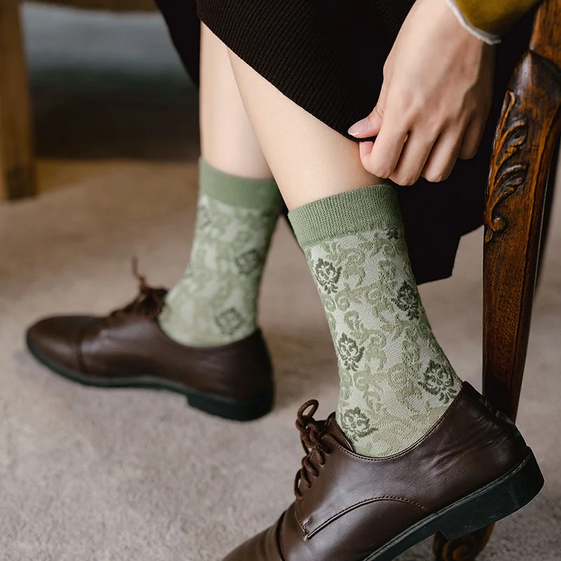 retro 3D relief socks women calcetines mujer harajuku meias korean style skarpetki damskie calcetas designer japan woman sock retro 3D relief socks women calcetines mujer harajuku meias korean style skarpetki damskie calcetas designer japan woman sock