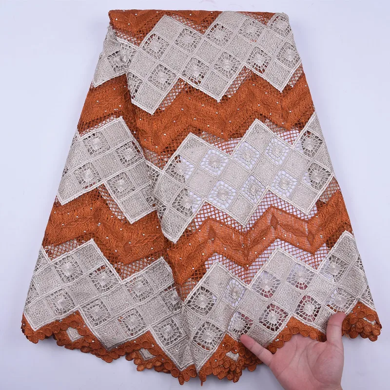 Hc198e73f4a0748a3894a792b09516bb7E