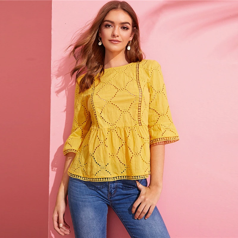 Блузка с вырезом-капелькой сзади; цвет желтый; Boho; однотонная кружевная блузка с вышивкой и рюшами; женские летние блузки