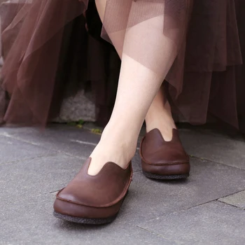 

women 2019 autumn genuine leather low flats heel slip on boat shoes female spadrilles moccasins toe loafers espadrillas 8982