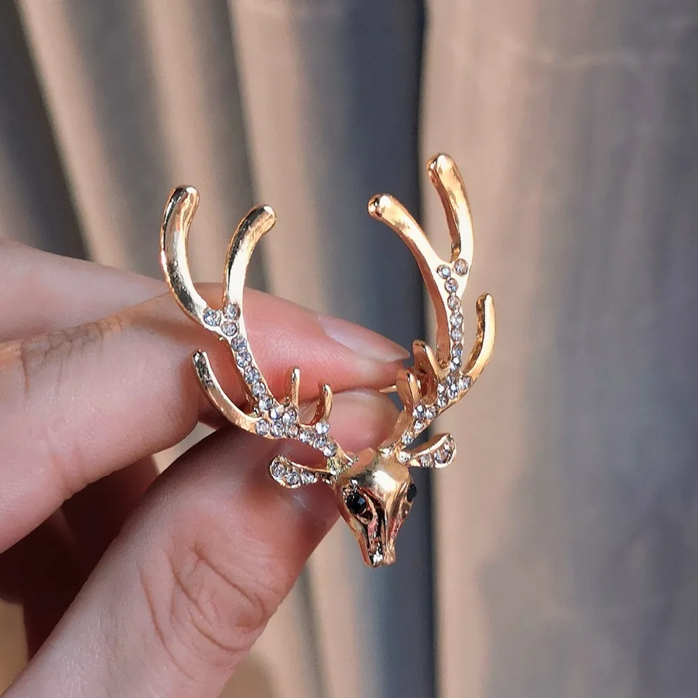 Elegant-Store-A Lovely Sika Deer Brooch Pins Jewelry Crystal Blue Enamel Badge Rhinestone Brooches Women Men Accessories Gift