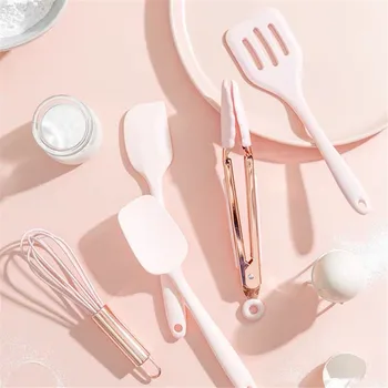 

Cooking Silicone Spatula Egg Beater Household High Temperature Resistant Non-stick Pan Spatula Baking Kitchen Gadgets 1PCS