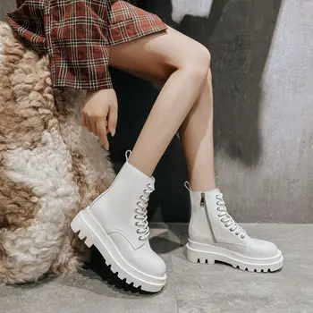 

Women's boots in autumn and winter 2020 New cowhide boots leisure lace up short boots with thick soles