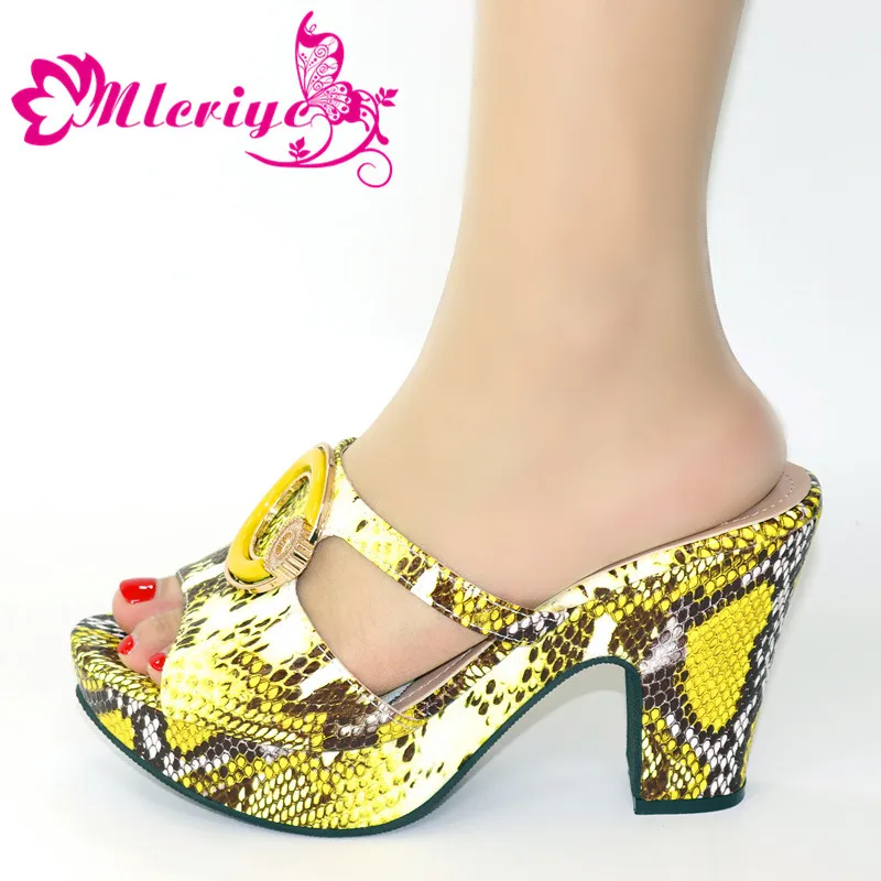 

Latest Yellow African Shoes Women Slides Summer Style Bright Color with Slippers for Woman Wedding Parties Shoes Nigerian Shoes