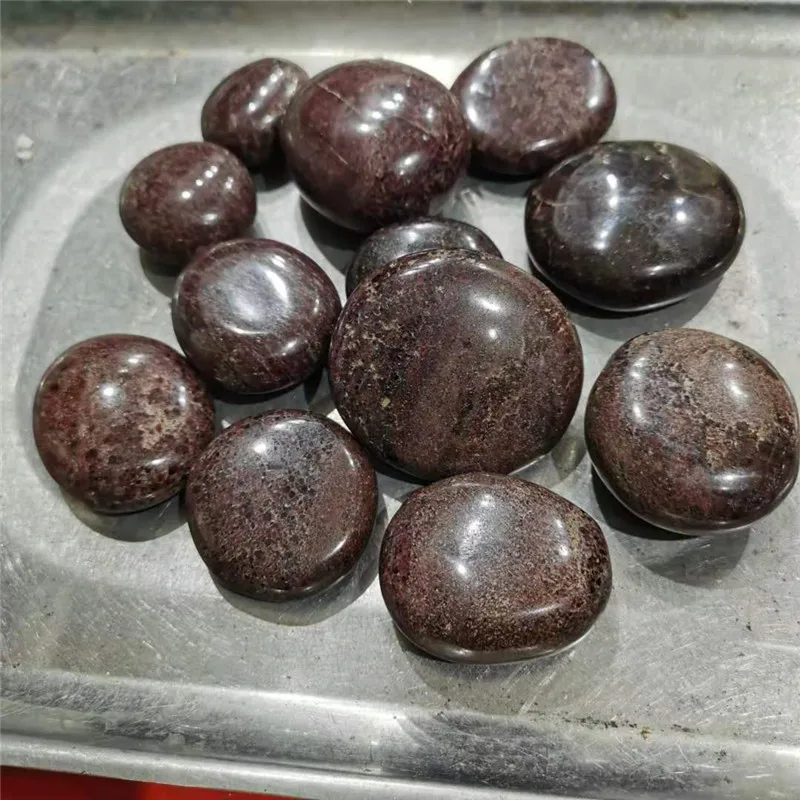 

С натуральным гранатом, с украшением в виде кристаллов овальный Пальмовая каменная полированная Овальный драгоценный камень гранат ладони камень