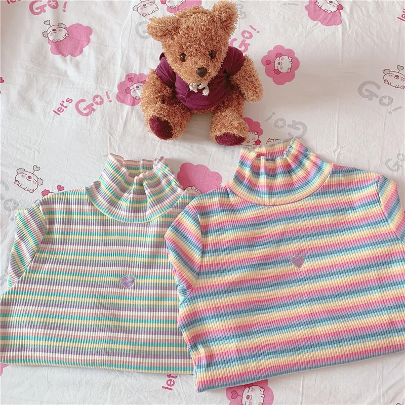 Harajuku/Kawaii футболки с вышивкой в виде сердца; Осенняя Женская водолазка с длинным рукавом в радужную полоску; футболка в Корейском стиле; модные повседневные футболки