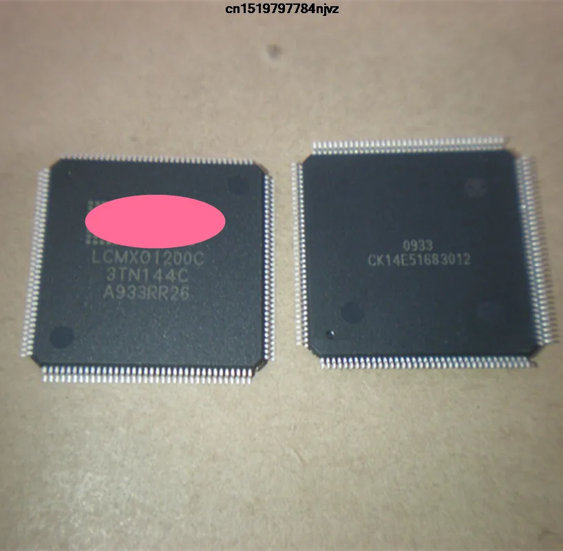 

LCMXO1200C-3TN144C LCMXO1200C QFP 1PCS