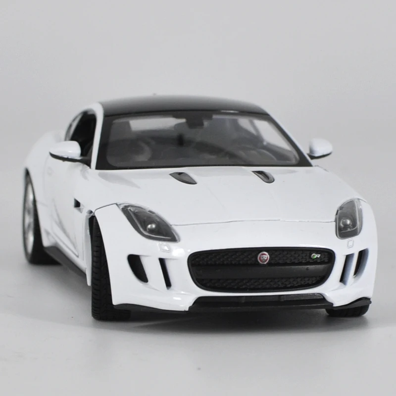 Высококачественная модель из сплава для спортивного автомобиля 1:24 F type Coupe