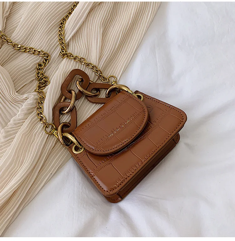 Fashion Mini Saddle Women Shoulder Bags Designer Brand Acrylic Chain Handbags Luxury Pu Leather Female Crossbody Bag Small Purse