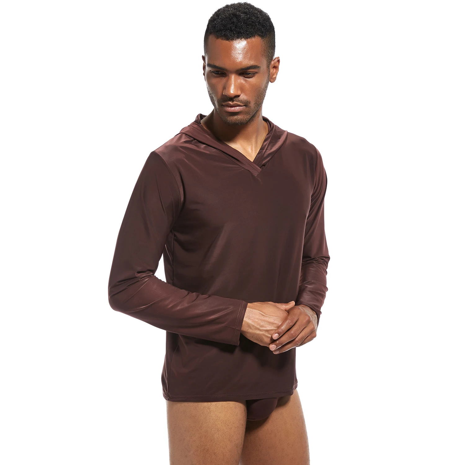 Camisa de dormir com capuz de seda