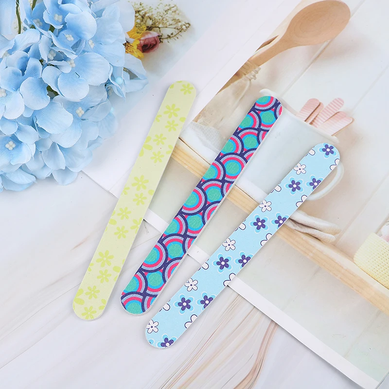 10PCS 17.8cm EVA Nail File Buffer Block Polishing Strips Fashion Pedicure Manicure Buffing Nail Art Tool For Beauty Random Color
10PCS 17.8cm EVA Nail File Buffer Block Polishing Strips Fashion Pedicure Manicure Buffing Nail Art Tool For Beauty Random Color