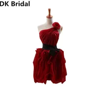 Бордовые короткие платья на одно плечо для встречи выпускников с черным поясом, рождественские вечерние платья размера плюс