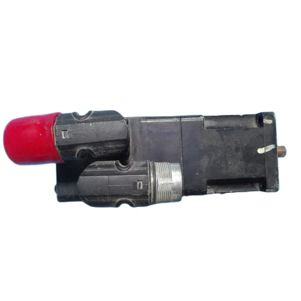 Allen Bradley MPL-B1510V-VJ44AA Low Inertia Servo Motor | Инструменты