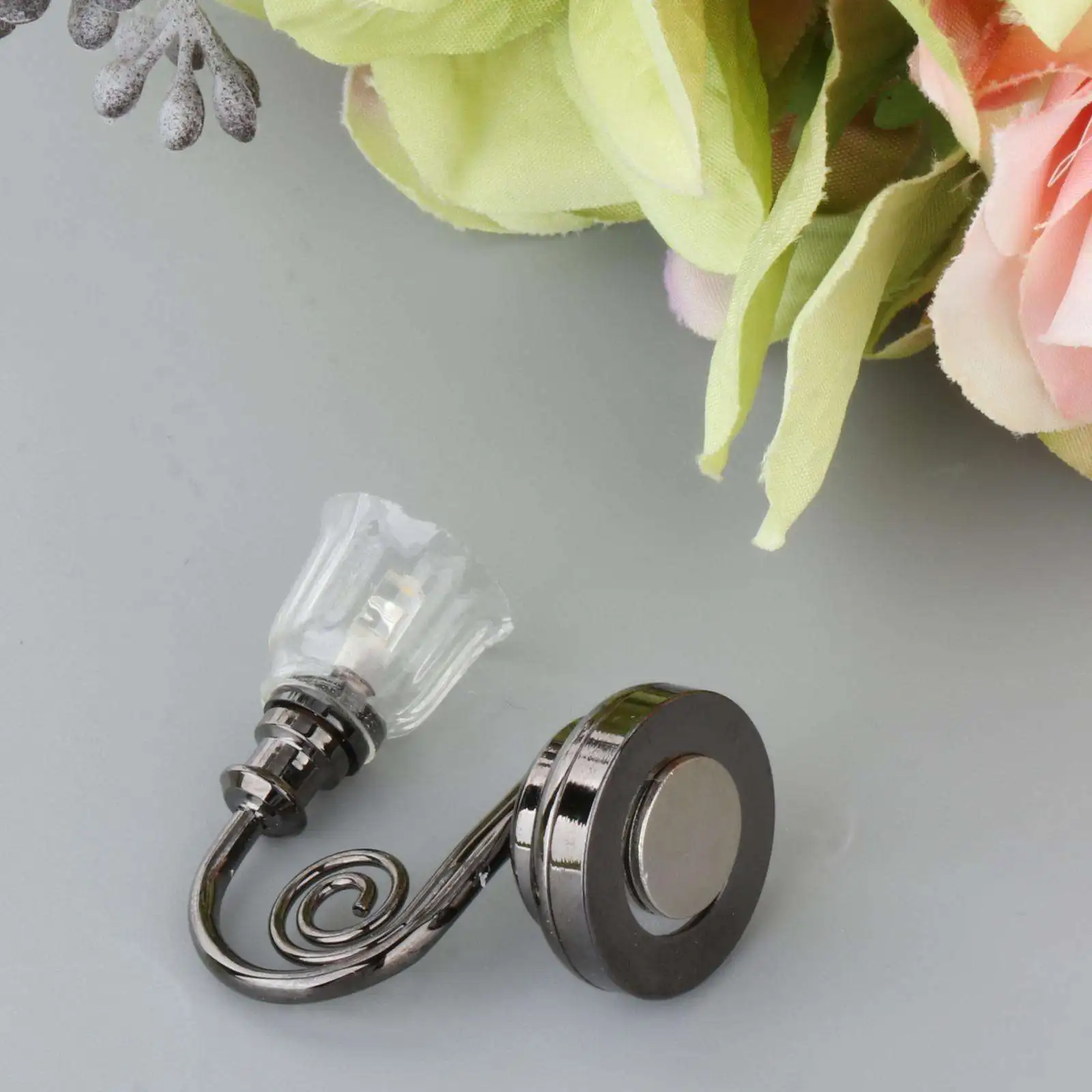 Рисунок 4 - Античная настенсветильник лампа