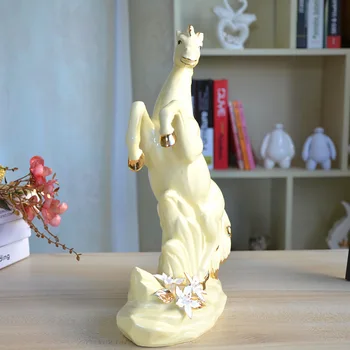 

Sales Creative Ceramic Horse Statue Home Decor Porcelain Crafts Room Decoration Ornament Porcelain Animal Figurines R565