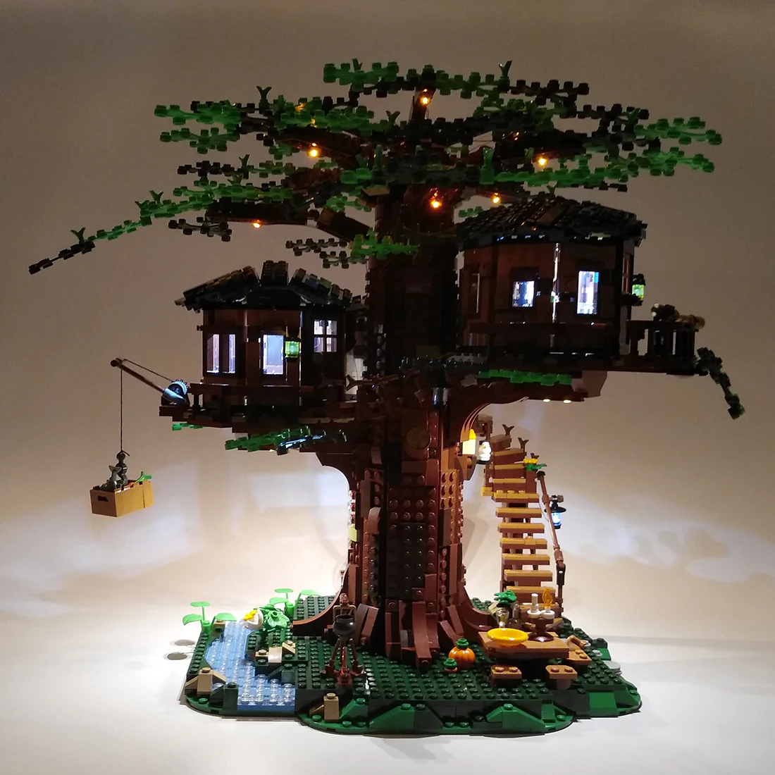 Bloco de Construção Kit para Casa na Árvore Modiker Powered Acessório 21318 Incluído Apenas Nenhum Kit Usb Led Luz