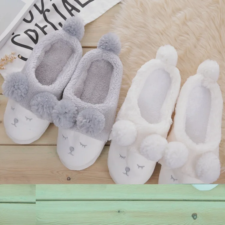 

19 New Cotton Slipper Anti-slip Warm Indoor Home Slipper Small Cotton Berber Fleece Ball WOMEN'S Slipper Price Advantages