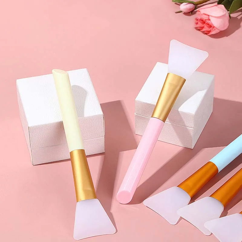

New Multi-Function Soft Hair Wooden Handle Mask Brushes Foundation Brush Face Mud Mixing Brush Cosmetic Make up Brushes Tools