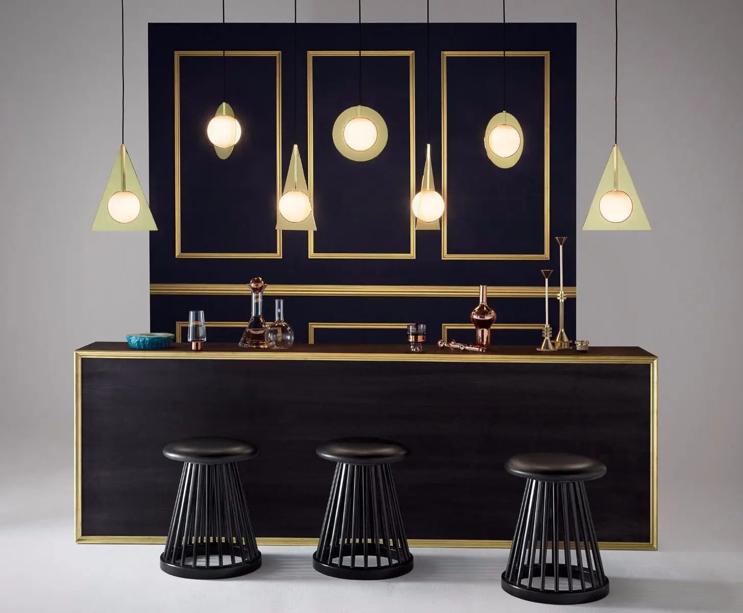 plane_pendants_with_fan_stool_