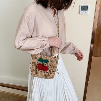 

Retro Women Rattan Shoulder Handbag Woven Straw Beach Ladies Messenger Tote Bag Casual Handbags Retro Mini Shoulder Bag