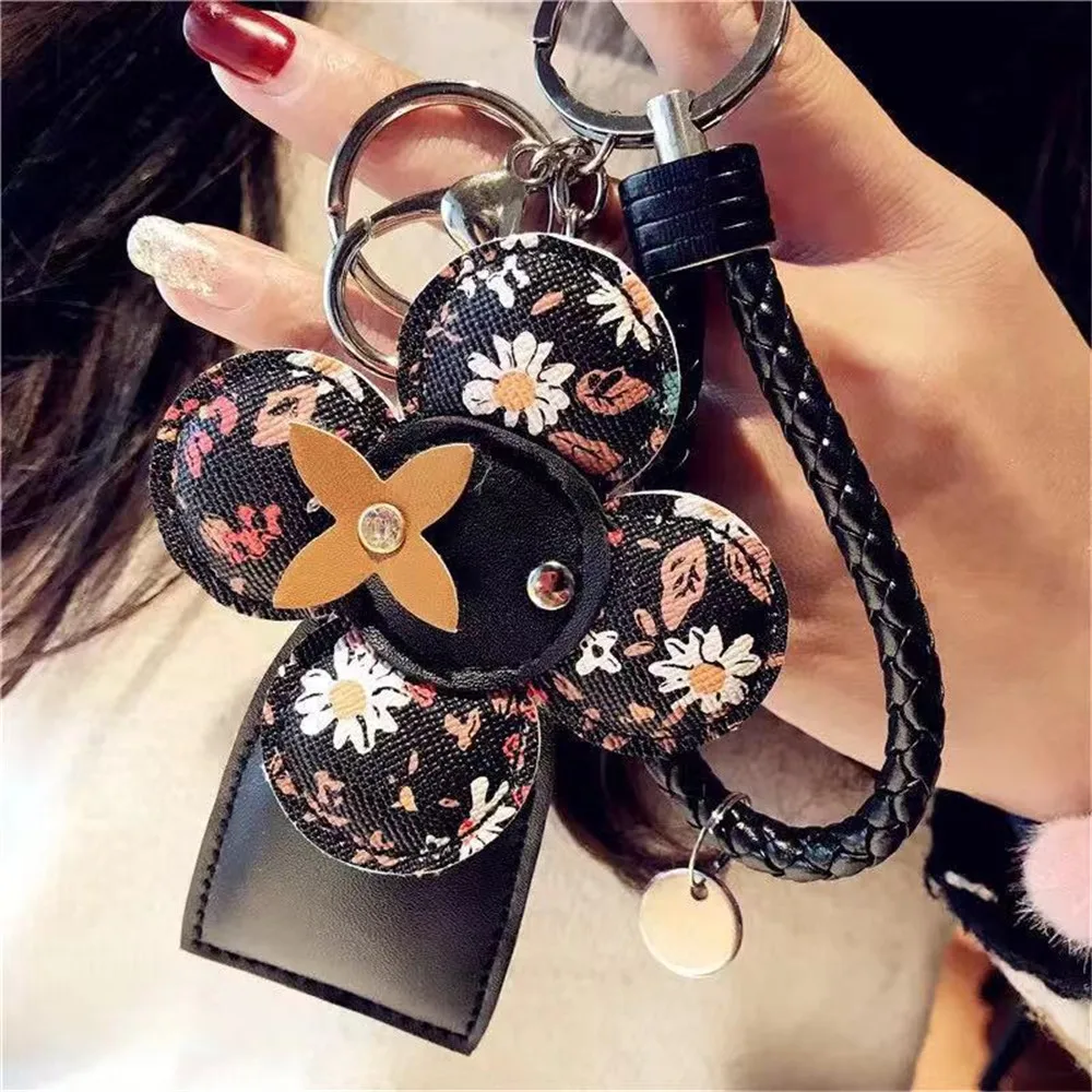 

6 Styles 11cmSun flower pendant Cute Car keychain Kawaii Toys Valentine's Day present Send a girlfriend