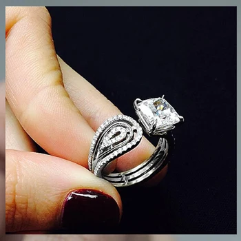 

Huitan New Arrival Open Rings For Women With Square Cubic Zircon Stone Prong Setting Micro Paved Vinatge Female Accessories Ring