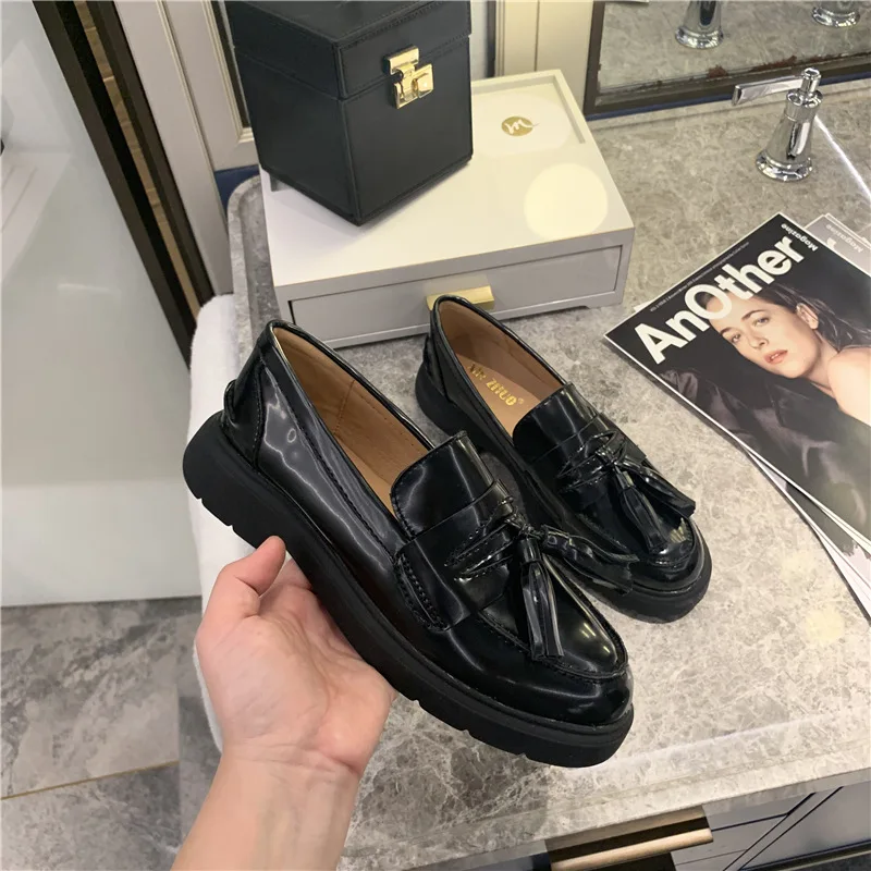 comfy slip on platform shoes