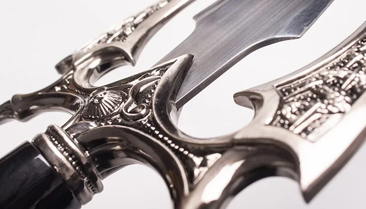 

World of Warcraft Rogue Stealth's Colorful Sword All Metal Costplay Props Not edged