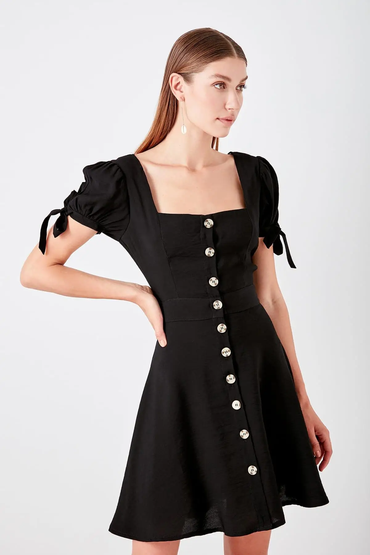 

Trendyol Black Button Dress TWOSS19EL0368